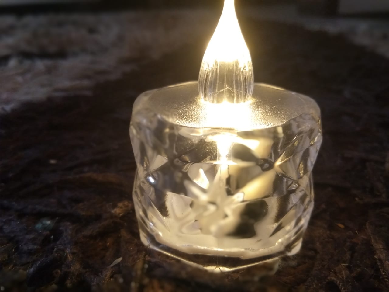 Crystal Glow Mini LED Candles – Battery-Operated Elegance for Every Occasion"